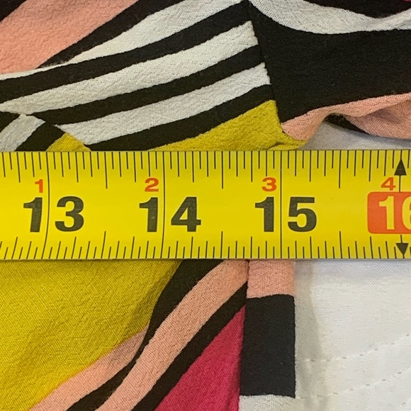 Express Colorful Striped Tie V Neckline Short Balloon Sleeve Top Size S/P. - Picture 4 of 7